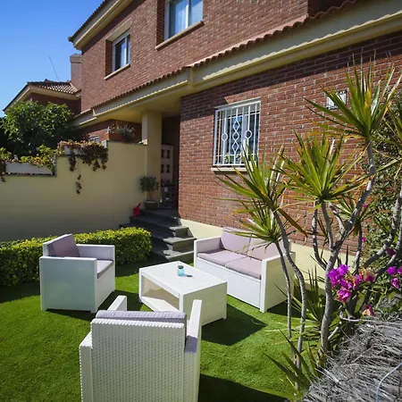 Casa Bruselas Holiday home *